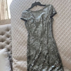 Never worn got pregnant and got to big